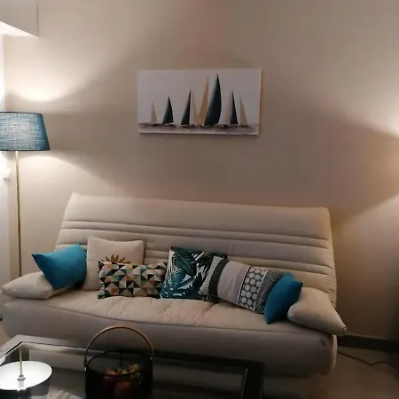 Juan Les Pins Vitoria Grand 2p Calme Parking Antibes