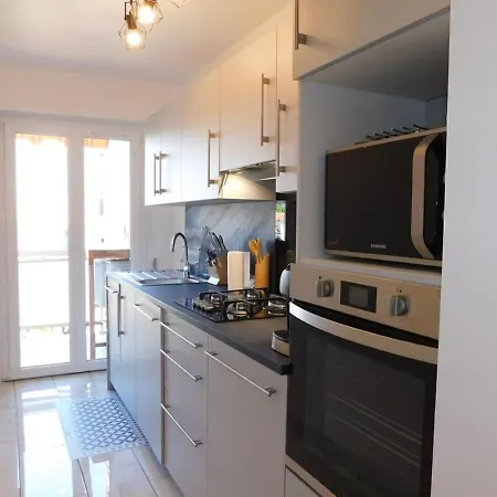 Apartment Juan Les Pins Vitoria Grand 2p Calme Parking *